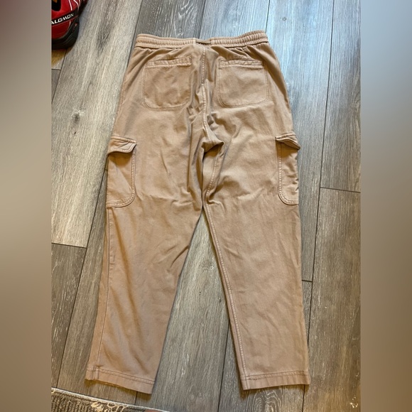 Athleta Farallon Cargo Crop Pant Size 4 - Picture 5 of 9